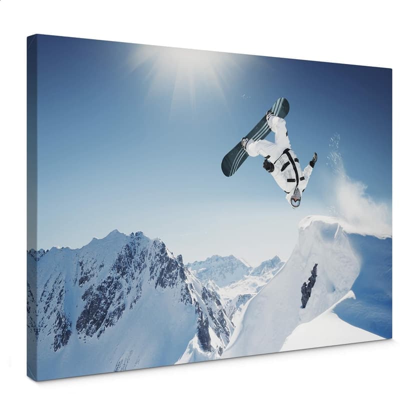 Snowboarder