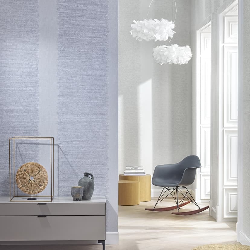 Carta da parati in tessuto non tessuto con texture grigia a strisce e linee sottili