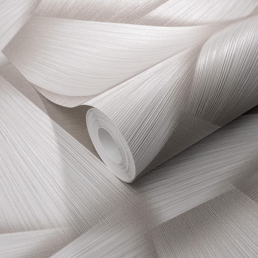 Carta da parati in tessuto non tessuto con forme geometriche ed effetto metallizzato in crema