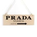 Targa in legno - Prada Marfa