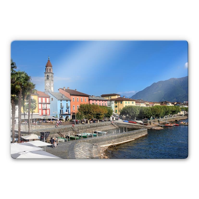 Glasbild Hafenpromenade am Lago Maggiore