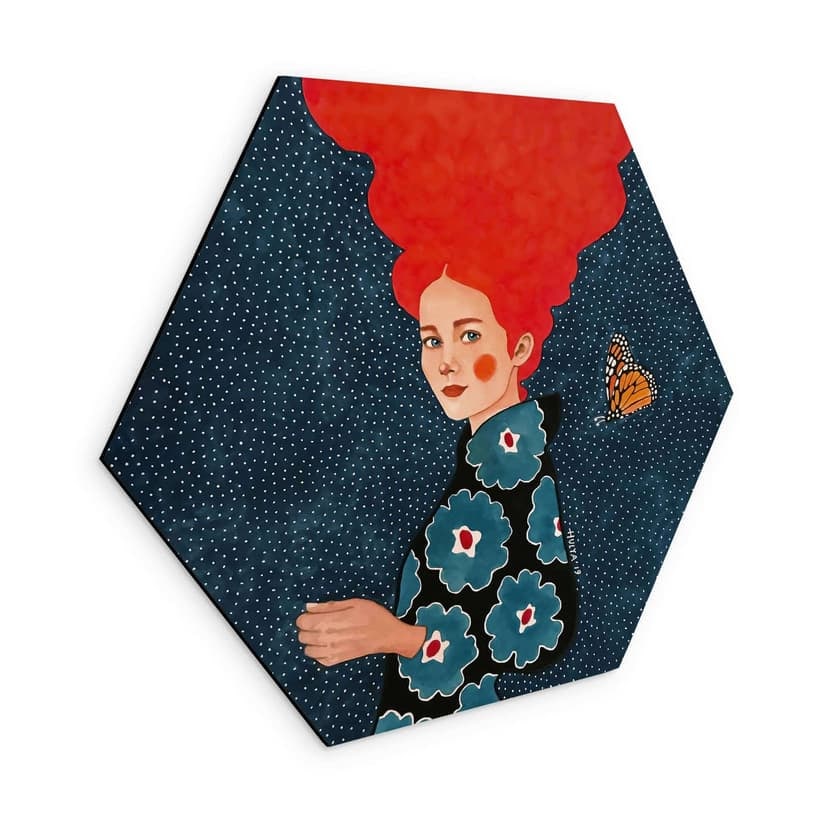 Stampe per pareti esagonali Donna in abito floreale con farfalla - Alluminio Dibond - Hülya
