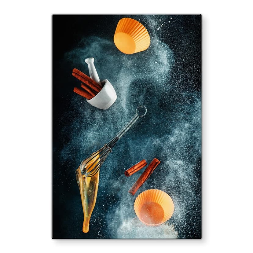 Glasbild Belenko - Kitchen mess: cinnamon cupcake