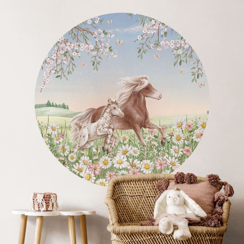 Adesivo murale per la camera dei bambini Cavalli nel prato fiorito - Kikki Belle - Rotondo