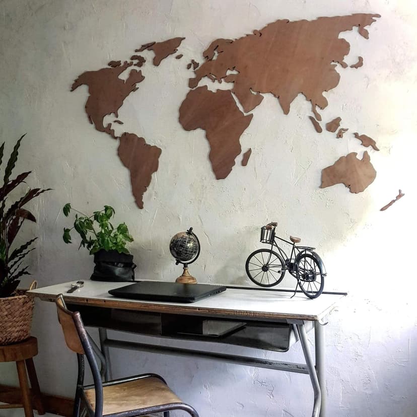 Mappamondo 3D in legno